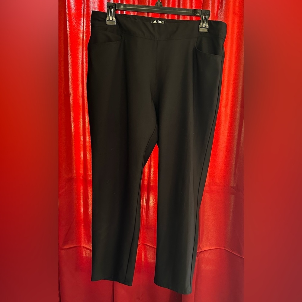 Adidas women’s Black golf Pants size M NWOT